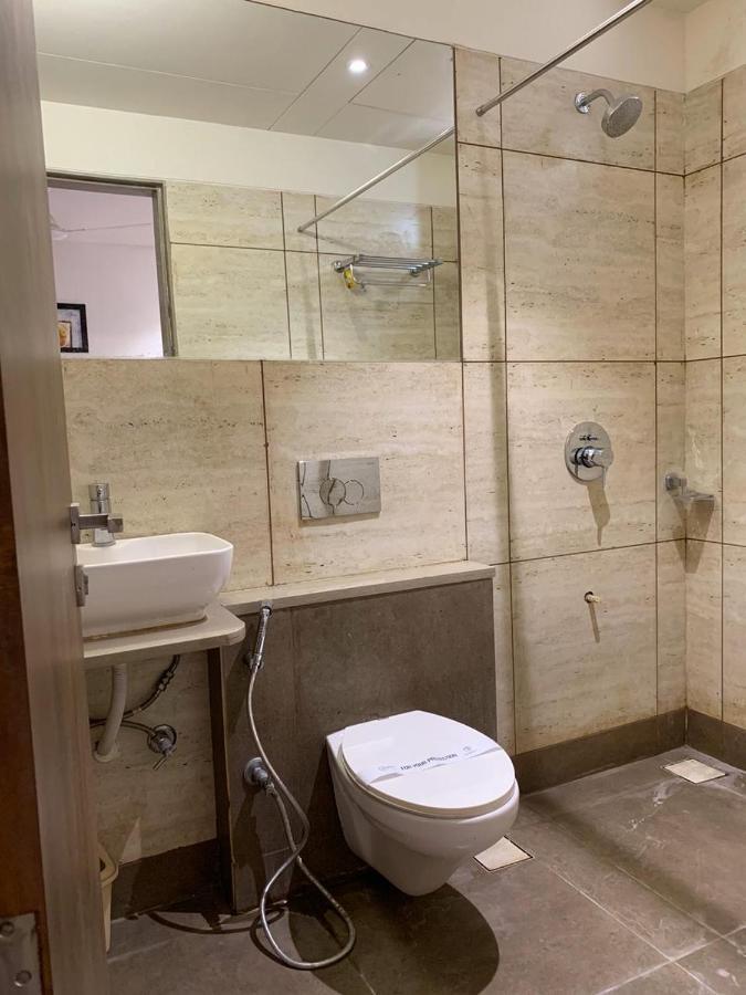 Hotel Regency Surat Eksteriør billede